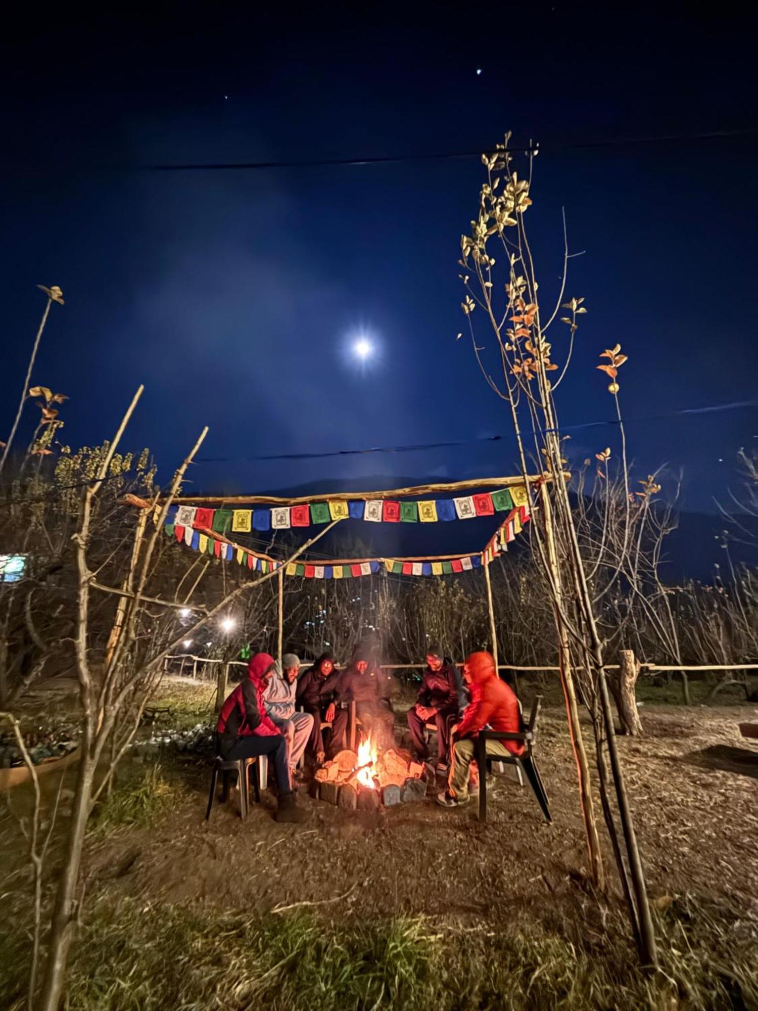 Basecamp Manali Hostel Eksteriør bilde